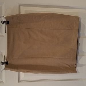 Women's tan skirt size 6.  The Limited.